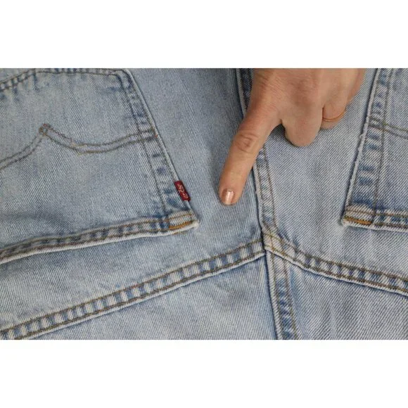 Vintage Y2K 2000 Levis 550 Mens 36x30 Distressed Relaxed Fit Denim Jeans USA